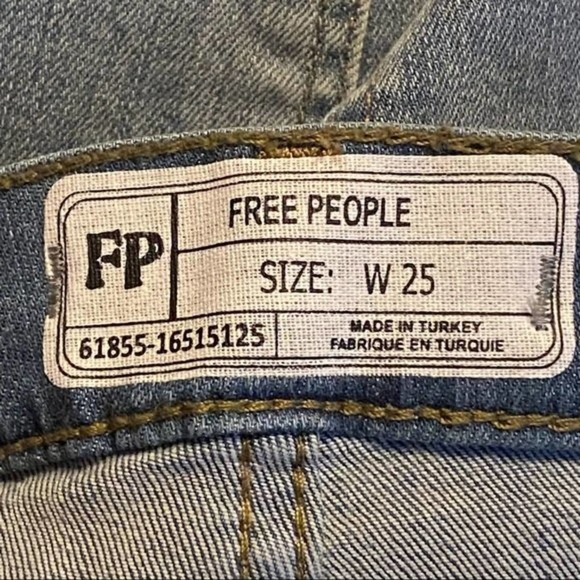 Free People NWT Button Fly Raw Hem Skinny Ankle Jeans Size 25 - Picture 8 of 10